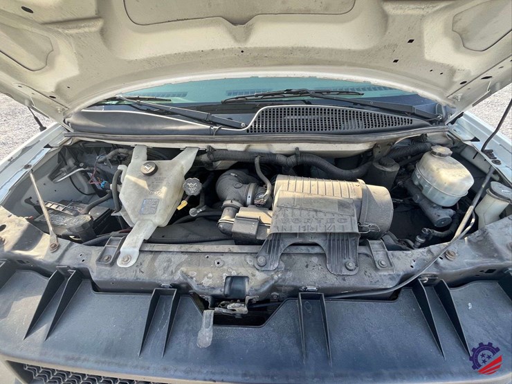 2012-chevrolet-express-van-image-42