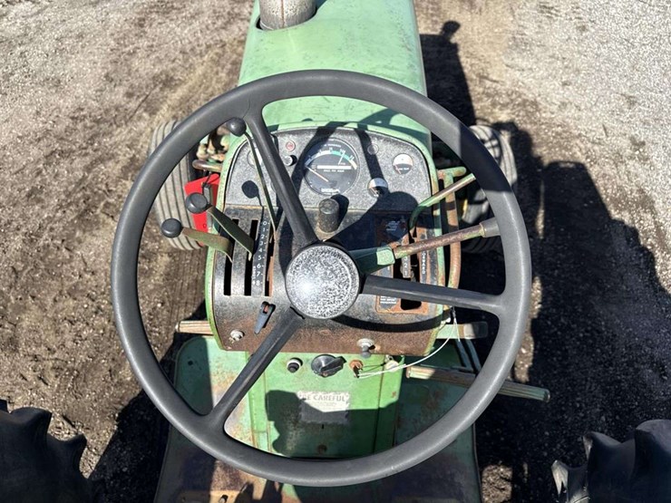 john-deere-3020-image-18