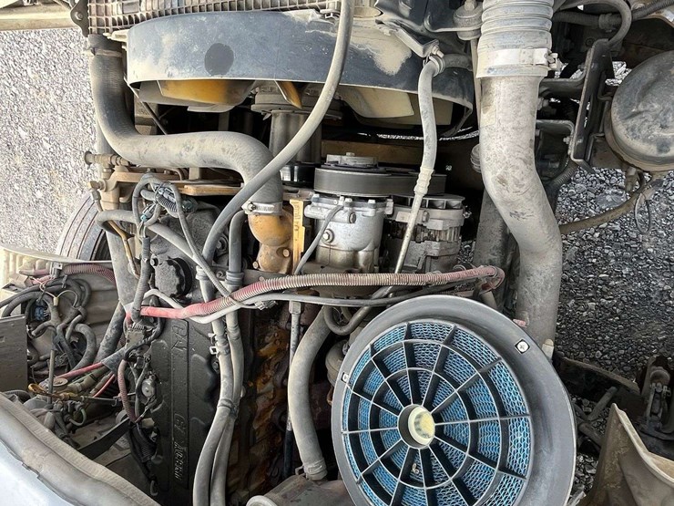 2005-freightliner-m2-business-class-s/a-water-truck-image-45