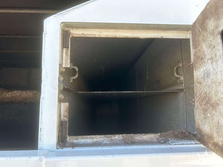 2017-ford-f550-image-33