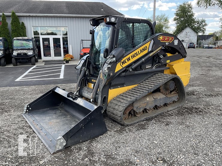 2022-new-holland-c337-image-1