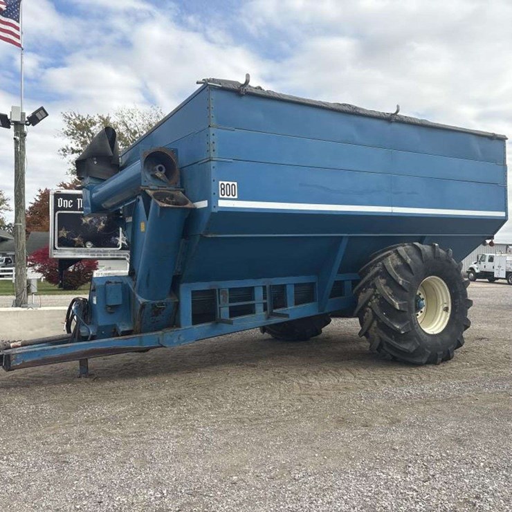 Kinsey 800 Grain Cart