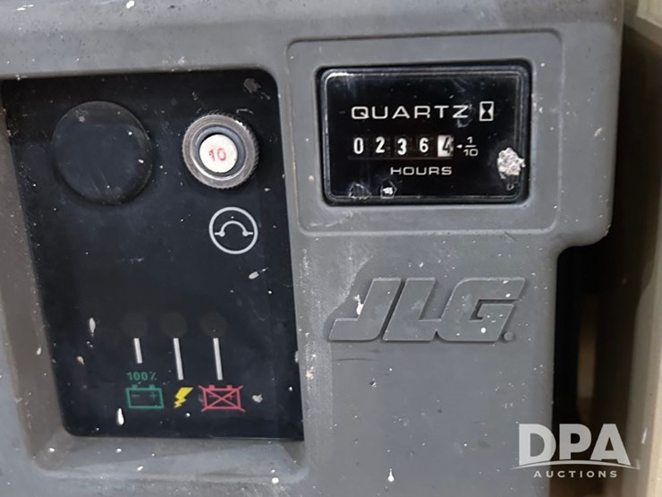 2004-jlg-2030es-image-6