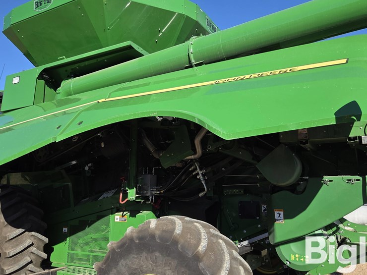 2018-john-deere-s780-image-9