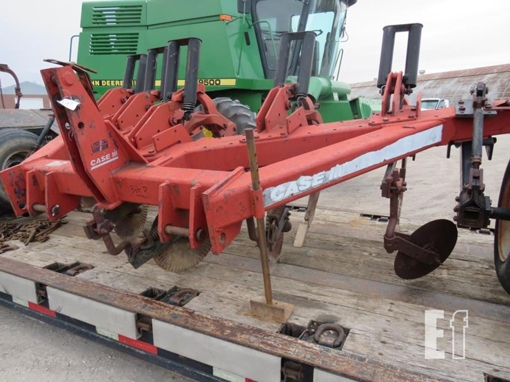 case-ih-6814-image-1