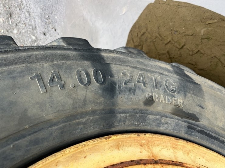 2007-gehl-dl10h44-image-11