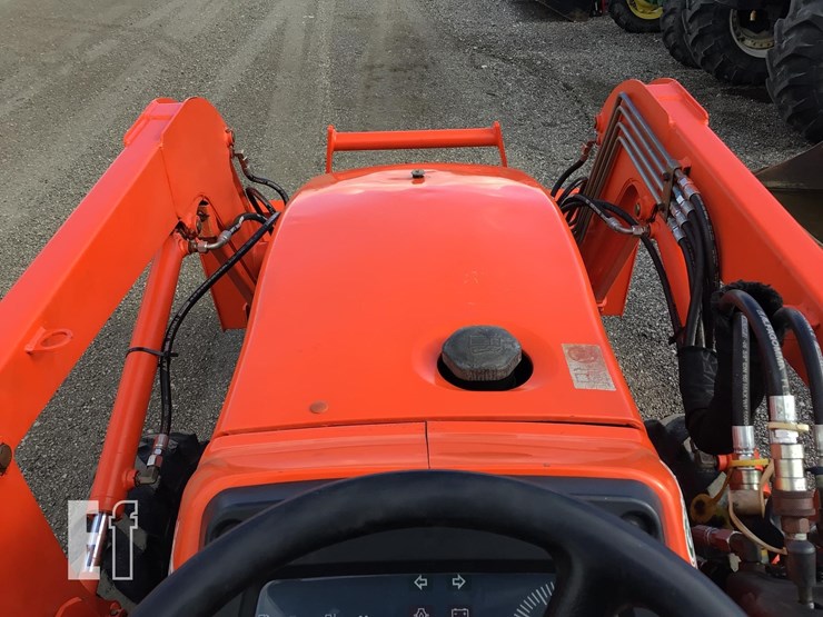 2004-kubota-l3400-image-14