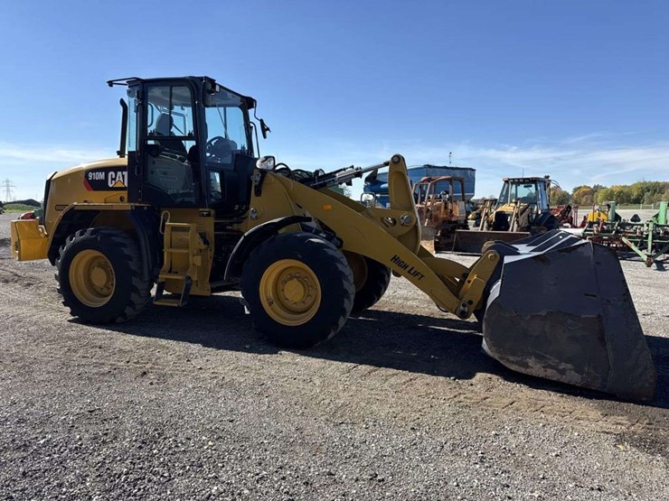 caterpillar-910m-image-6