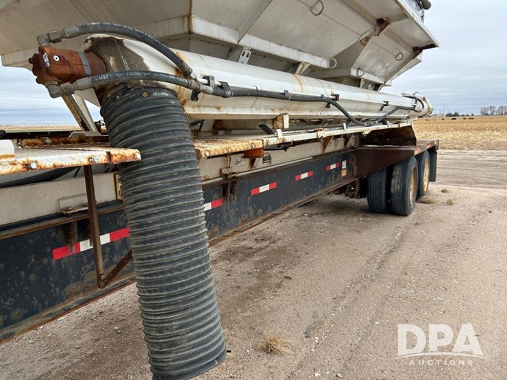 2014-neville-tender-trailer-image-20