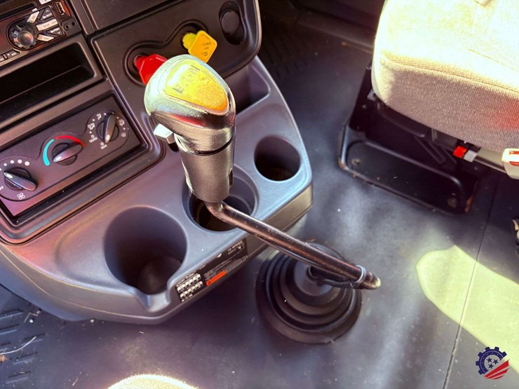 2017-international-prostar-image-81