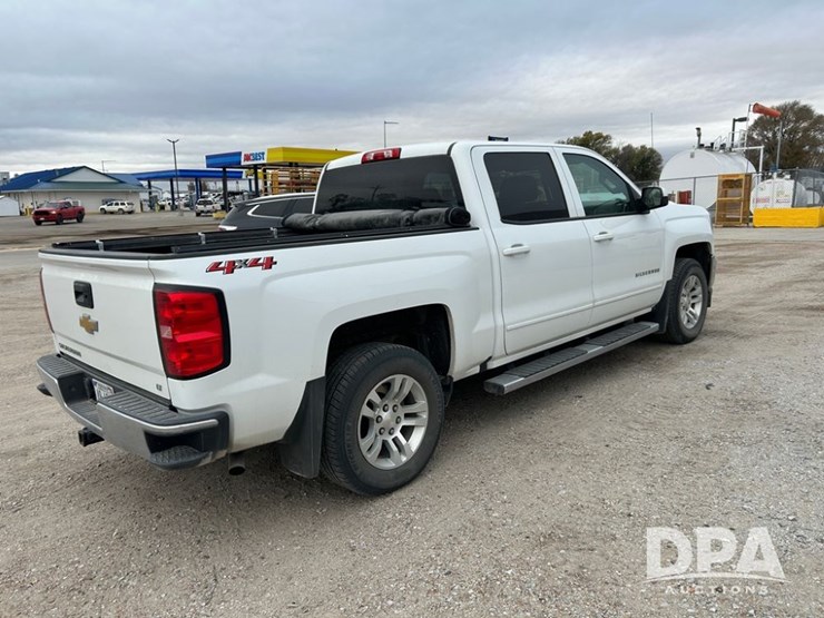 2018-chevrolet-silverado-4-door-pickup-(cp1307,-unit-12086)-image-8