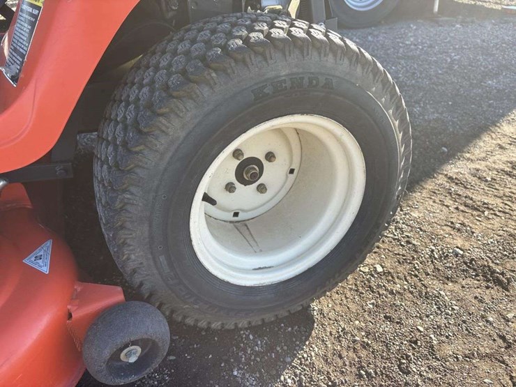 kubota-gr2010-image-7