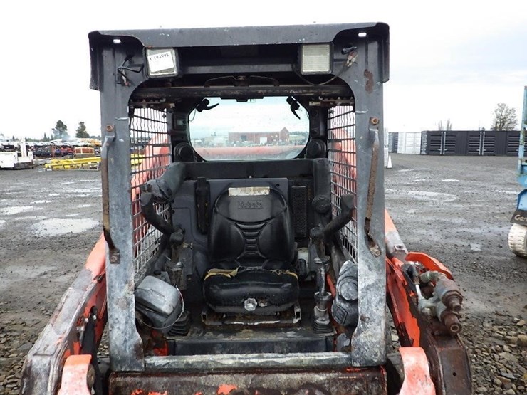 kubota-ssv65-image-17