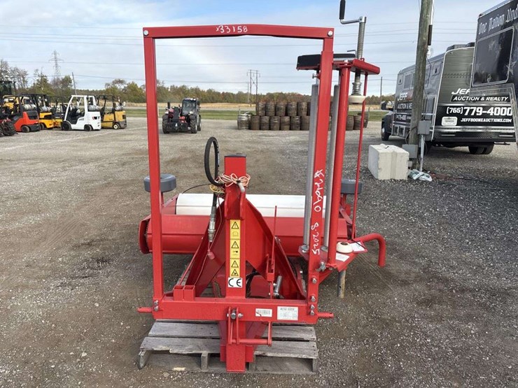 metal-fach-z560-3-point-bale-wrapper-image-4