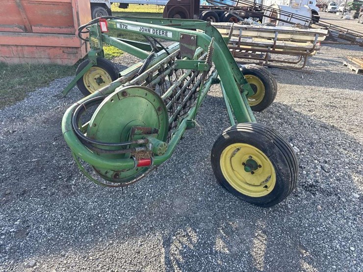 john-deere-672-image-2