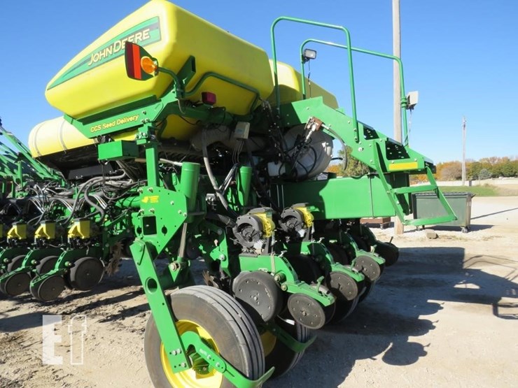 2012-john-deere-1770nt-image-19