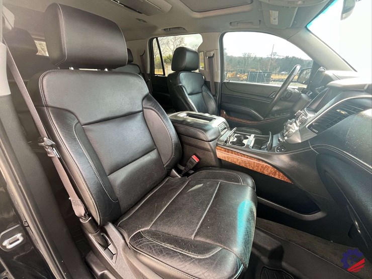 2015-chevrolet-tahoe-ltz-image-52