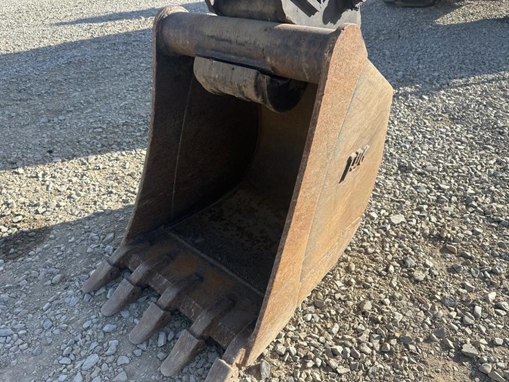 2018-jcb-85z-1-image-26