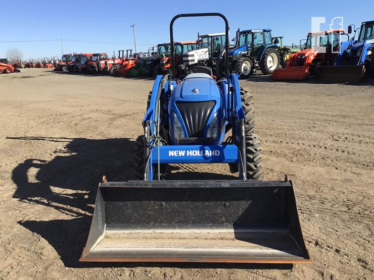 2017-new-holland-workmaster-40-image-9