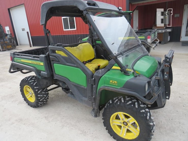 john-deere-gator-xuv-825i-image-3