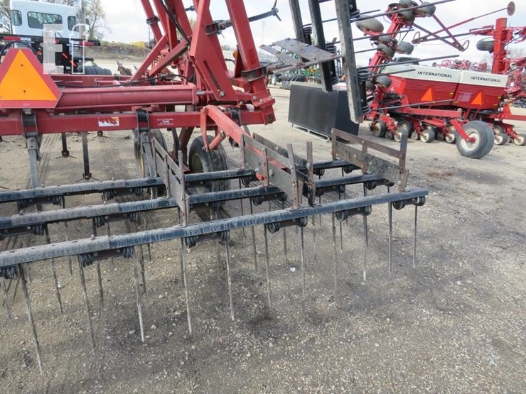 case-ih-4300-image-8