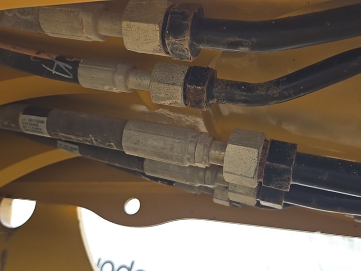 2019-caterpillar-tl1255d-image-69