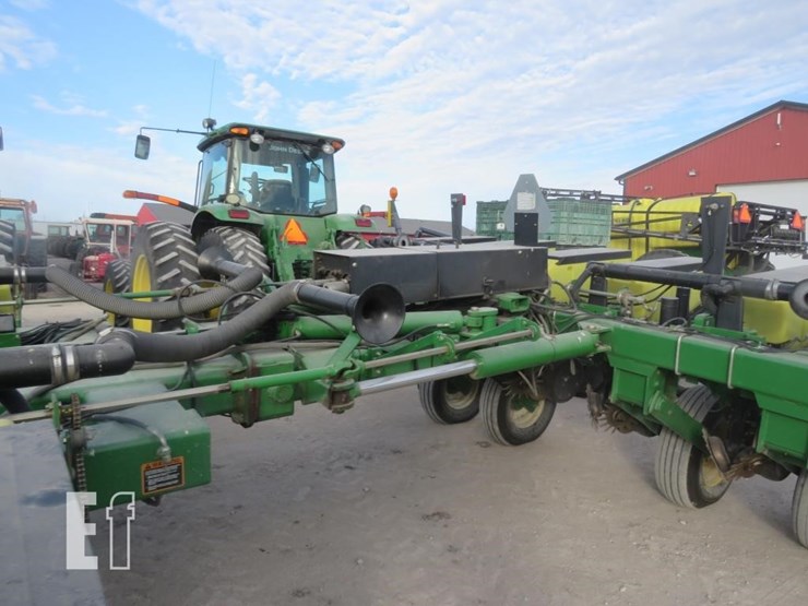 john-deere-1770-image-13