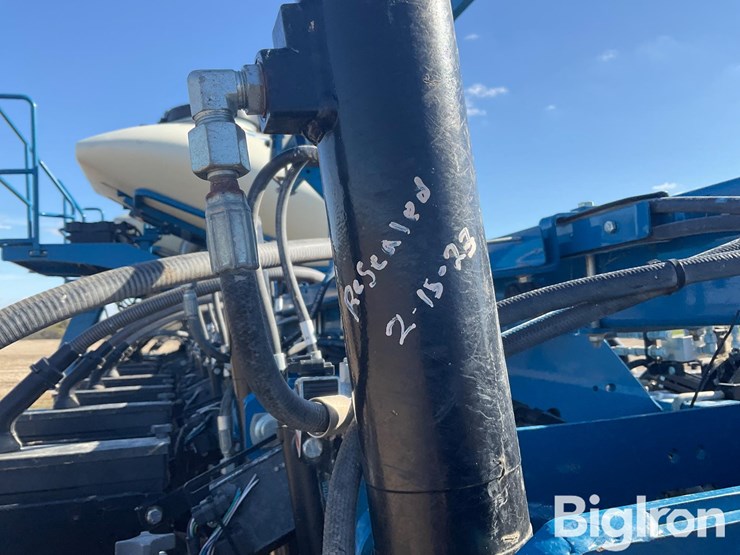 2012-kinze-3660-image-18