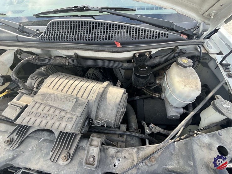 2012-chevrolet-express-van-image-43