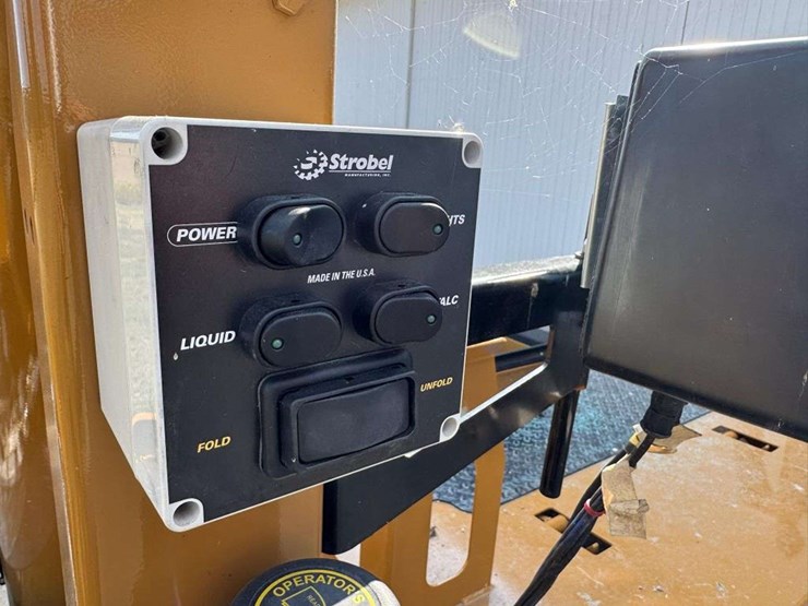 strobel-2boxlp-image-3