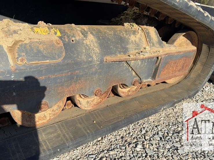 2019-bobcat-t770-image-27