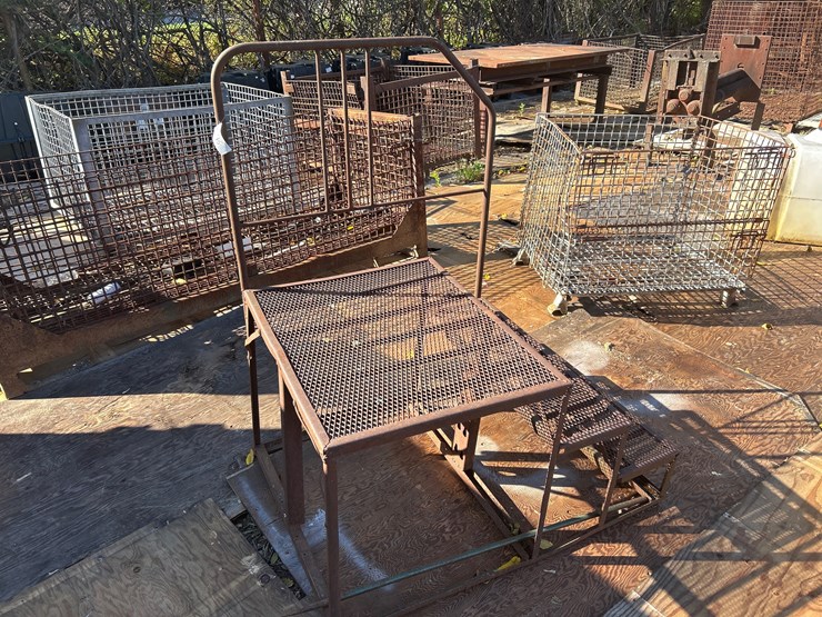 #146-•-steel-steps-image-1