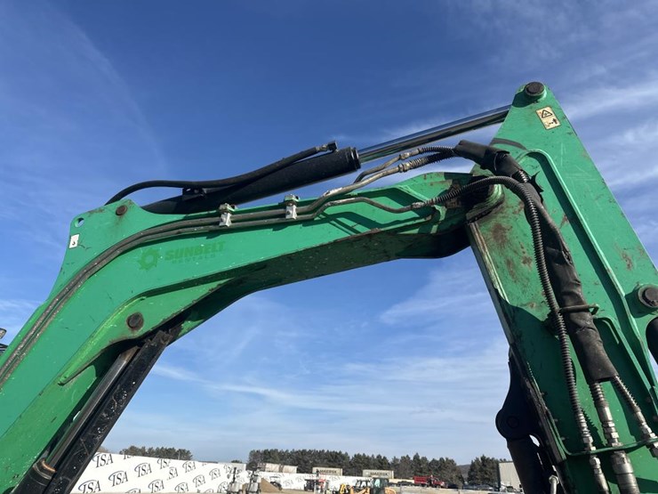 2018-jcb-85z-1-image-18