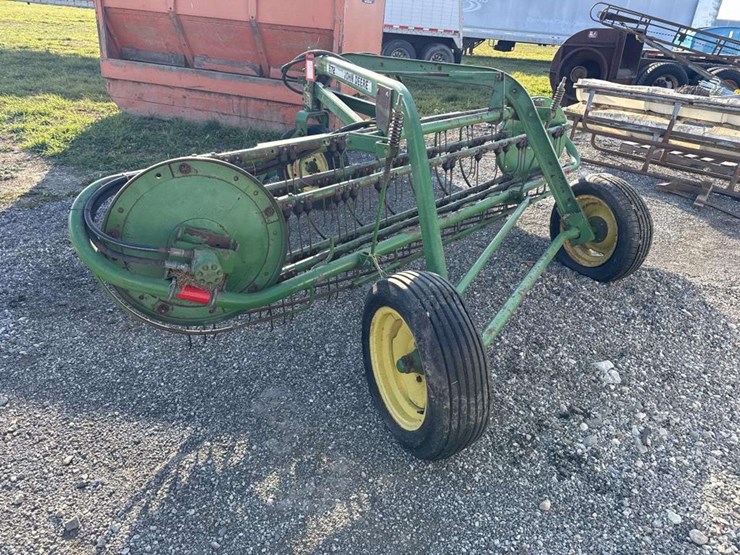 john-deere-672-image-3