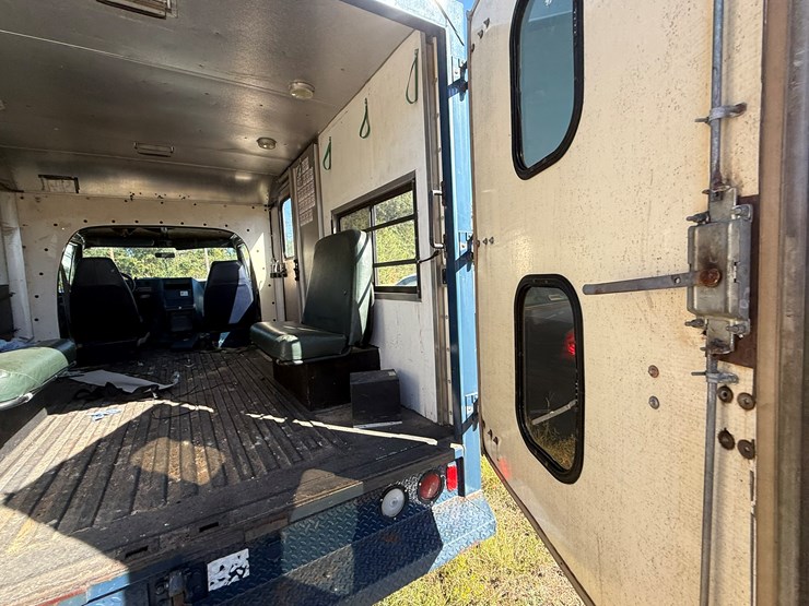 1991-chevrolet-c30-image-16