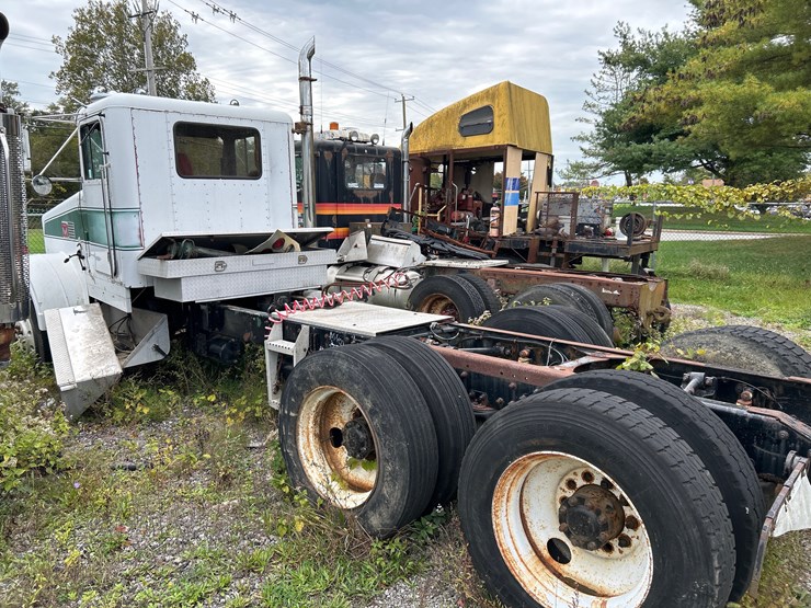 #67-•-marmon-tractor-for-parts-image-6