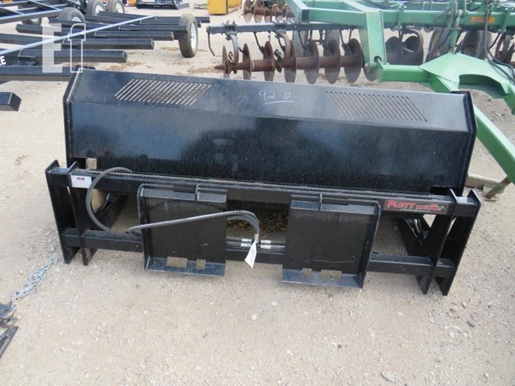 skidloader-hyd.-dump-bucket-(new)-image-1