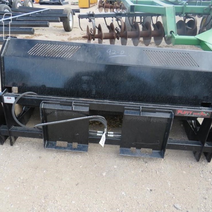 SKIDLOADER HYD. DUMP BUCKET (NEW)