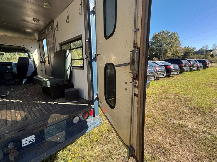 1991-chevrolet-c30-image-15