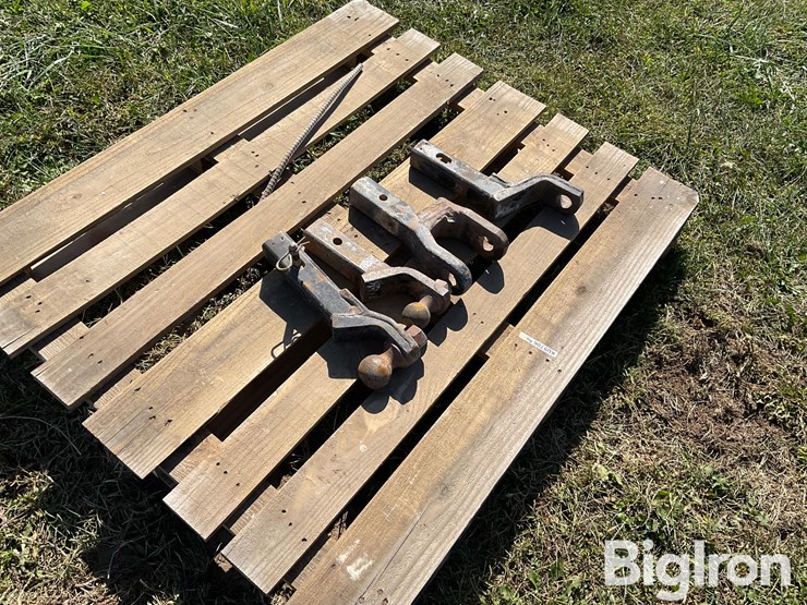 reliever-hitch-insert-lot-image-1