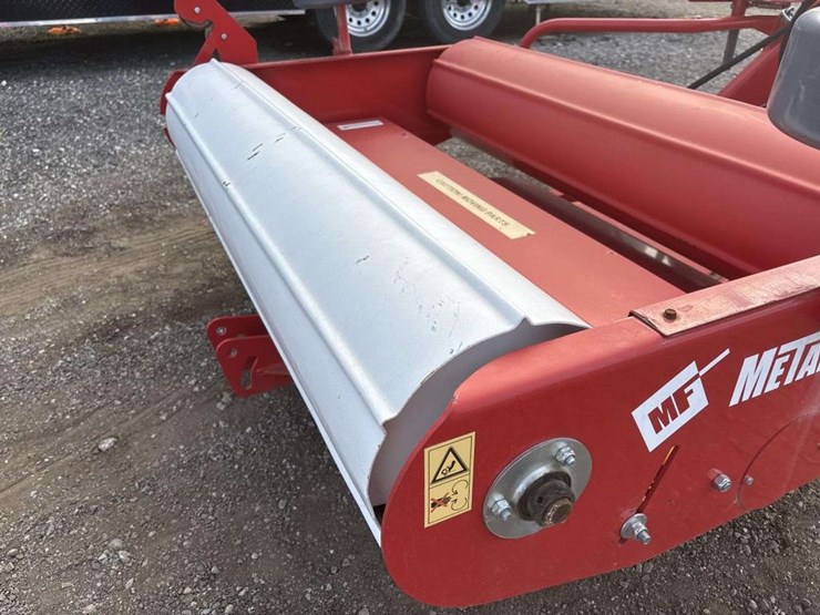 metal-fach-z560-3-point-bale-wrapper-image-9