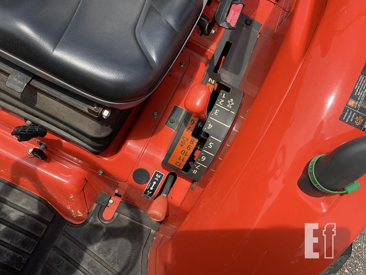 2020-kubota-la805-image-18