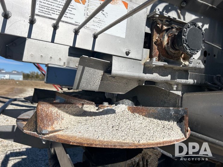 2012-terra-gator-8400b-dry-floater-(ls0482)-image-25