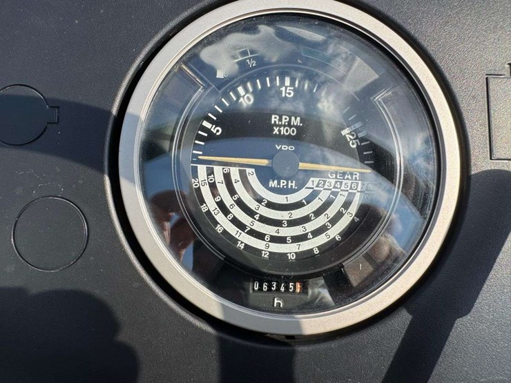 john-deere-2640-image-22