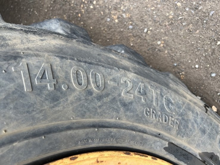 2007-gehl-dl10h44-image-9