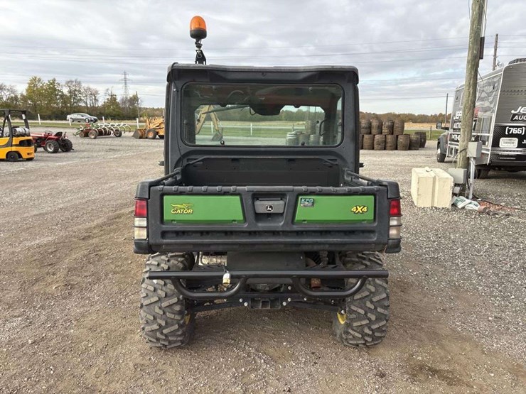 john-deere-gator-image-4