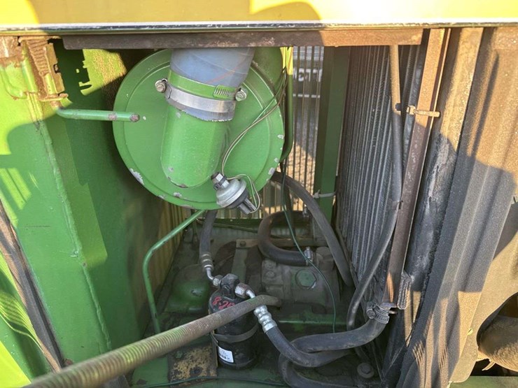john-deere-4230-image-11