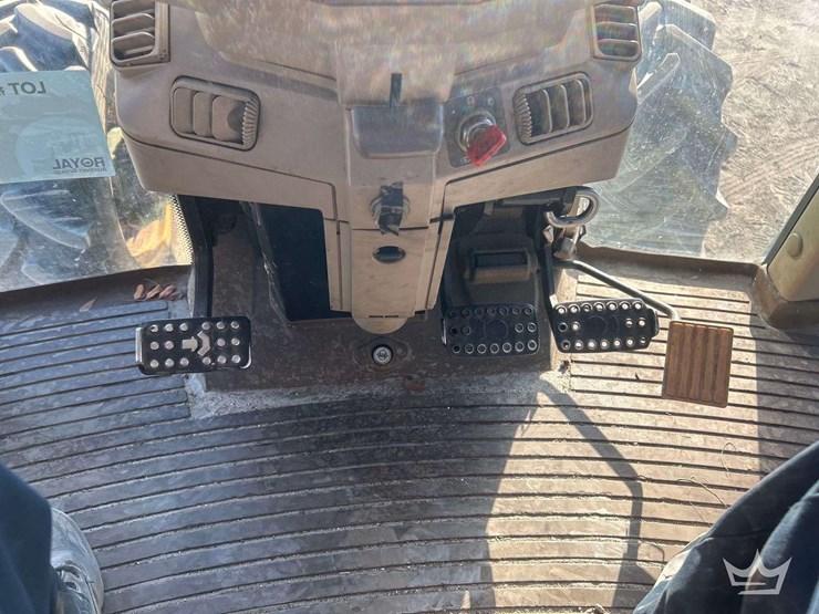 john-deere-7230-131hp-4wd-agricultural-utility-tractor-image-15