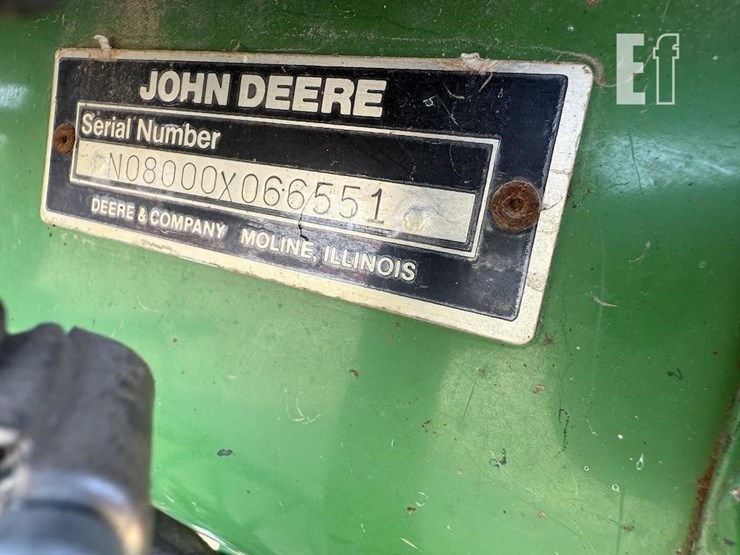 john-deere-8300-image-4