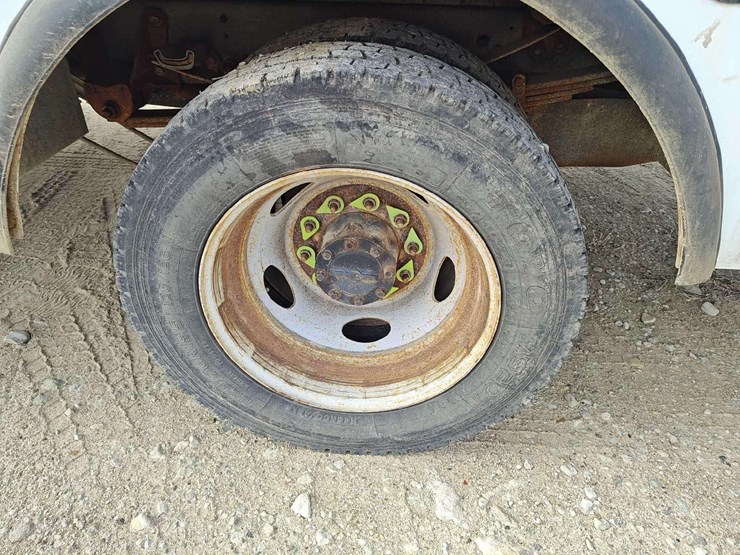 2017-ford-f550-image-63